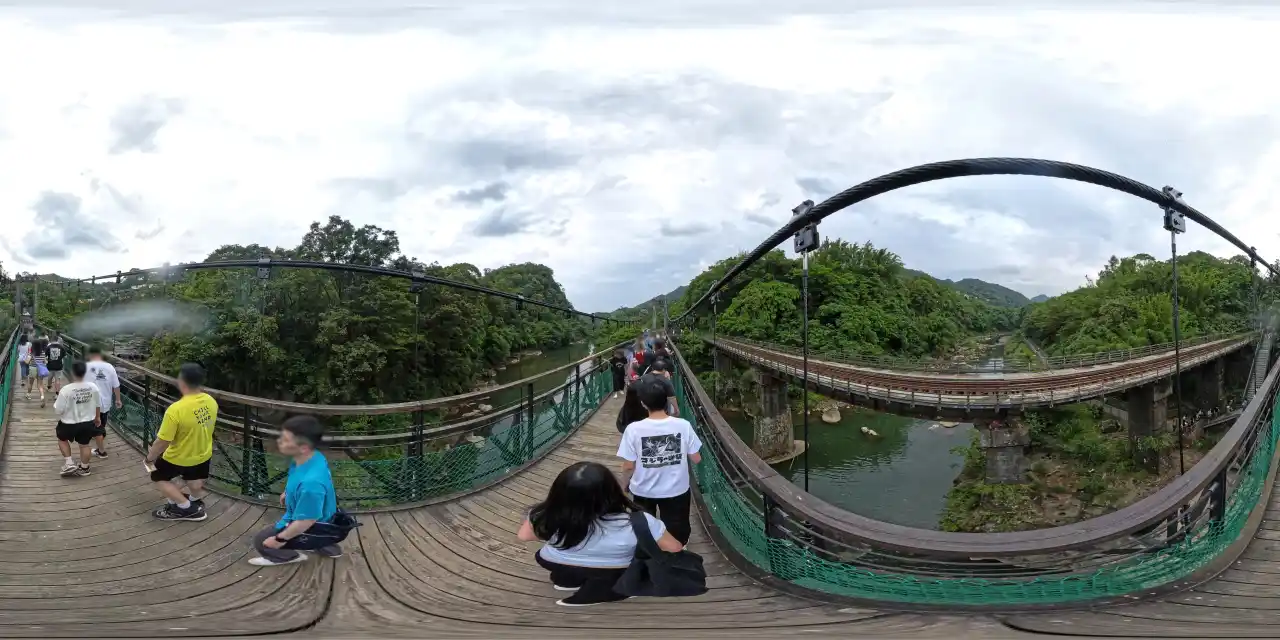 VID_20250503_150110_00_088_2025-05-18_18-27-32_截图.webp
